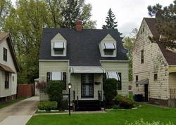 Pre-foreclosure in  MAPLEROW AVE Cleveland, OH 44105