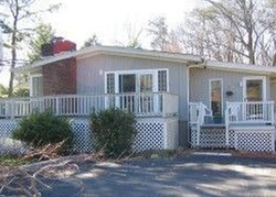 Pre-foreclosure Listing in NICHOLS RD NESCONSET, NY 11767