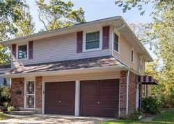 Pre-foreclosure Listing in CAROL DR BETHPAGE, NY 11714