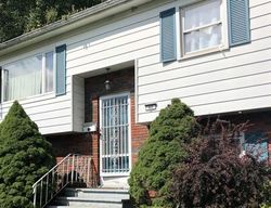 Thoroughbred Ln, Albany NY