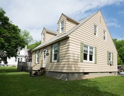 Pre-foreclosure Listing in STATE ROUTE 143 COEYMANS HOLLOW, NY 12046