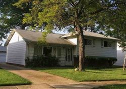 Pre-foreclosure in  LESLIE AVE Euclid, OH 44132