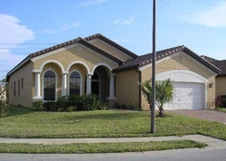 Pre-foreclosure Listing in VILLA SORRENTO CIR HAINES CITY, FL 33844