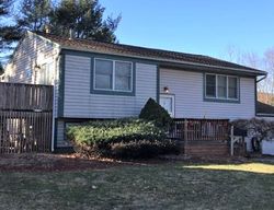 Pre-foreclosure Listing in VICTOR DR EAST NORTHPORT, NY 11731