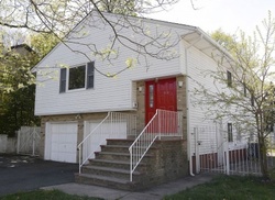 Pre-foreclosure in  LAKE ST Newark, NJ 07104