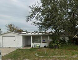 Pre-foreclosure Listing in EISENHOWER DR HOLIDAY, FL 34691