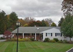 Pre-foreclosure in  KIRKLAND CT Greenlawn, NY 11740