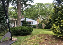 Pre-foreclosure in  MOUNT VERNON AVE Medford, NY 11763