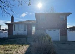 Pre-foreclosure in  MYLES AVE Levittown, NY 11756