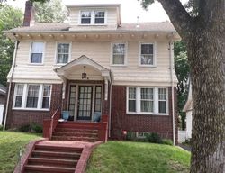 Pre-foreclosure in  CHAPMAN PL Irvington, NJ 07111