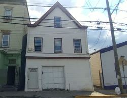 Pre-foreclosure in  TOTOWA AVE Paterson, NJ 07502