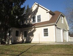 Pre-foreclosure Listing in HILDEN ST KINGS PARK, NY 11754