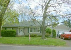 Pre-foreclosure Listing in SHERIDAN DR LANCASTER, OH 43130