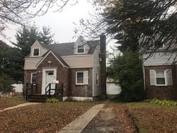  Perry St, Hempstead NY