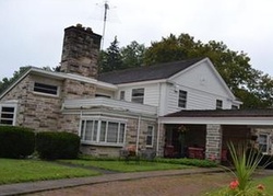 Pre-foreclosure Listing in E MARKET ST WARREN, OH 44484