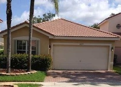 Pre-foreclosure in  SW 26TH ST Hollywood, FL 33027