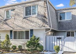 Pre-foreclosure in  FELLER DR Central Islip, NY 11722