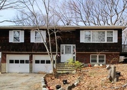 Pre-foreclosure Listing in TEAKETTLE SPOUT RD MAHOPAC, NY 10541