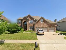 Pre-foreclosure in  TIPPERARY LN Plainfield, IL 60585