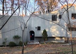 Pre-foreclosure in  SALEM RD Pound Ridge, NY 10576