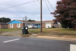 Pre-foreclosure in  LANETT DR Pensacola, FL 32526