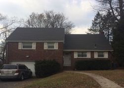 Pre-foreclosure Listing in RELDYES AVE LEONIA, NJ 07605