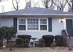 Pre-foreclosure in  HARRISON AVE Miller Place, NY 11764