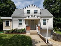 Pre-foreclosure in  NAOMI TER Allison Park, PA 15101
