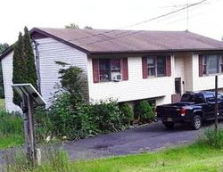 Pre-foreclosure Listing in BUDD RD WOODBOURNE, NY 12788