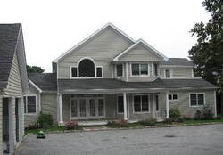 Pre-foreclosure in  MONTAUK HWY Southampton, NY 11968