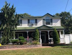 Pre-foreclosure in  MICHAEL RD Oakdale, NY 11769