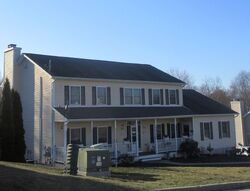 Pre-foreclosure in  RED MAPLE WAY New Windsor, NY 12553