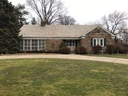 Pre-foreclosure in  S WOODLAND RD Beachwood, OH 44122