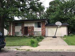 Pre-foreclosure in  N RANDWICK RD Peoria, IL 61615