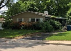 Pre-foreclosure in  AUSTIN AVE Carpentersville, IL 60110