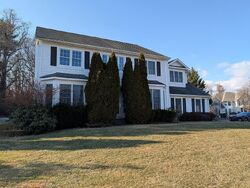  Tappanwood Dr, Locust Valley NY
