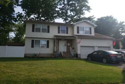 Pre-foreclosure in  CEDARBROOK AVE South Plainfield, NJ 07080