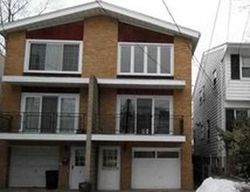  W 43rd St, Bayonne NJ