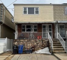 Pre-foreclosure in  BRINSMADE AVE Bronx, NY 10465