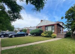Pre-foreclosure in  PARK HILL CT Staten Island, NY 10304