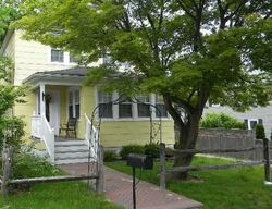 Pre-foreclosure in  KATHERINE ST Locust Valley, NY 11560