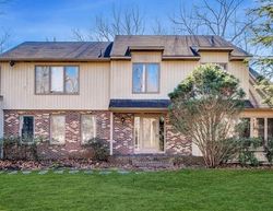 Pre-foreclosure in  FERNWOOD CT Medford, NJ 08055