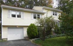Pre-foreclosure in  GREEN RD West Nyack, NY 10994
