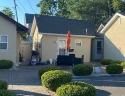 Pre-foreclosure Listing in BAYVILLE AVE BAYVILLE, NY 11709