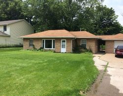 Pre-foreclosure in  36TH AVE Moline, IL 61265