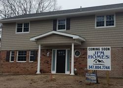 Pre-foreclosure in  JULBET DR Sayville, NY 11782