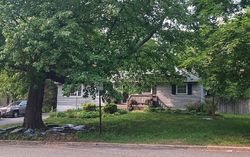 Pre-foreclosure in  GLENWOOD LN Port Jefferson, NY 11777