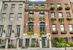 Pre-foreclosure in  E 64TH ST New York, NY 10065