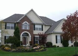 Pre-foreclosure in  PEBBLE DR Lewis Center, OH 43035