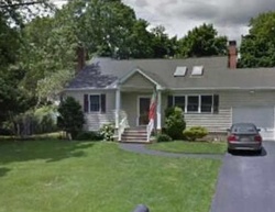 Pre-foreclosure Listing in MARION ST NESCONSET, NY 11767